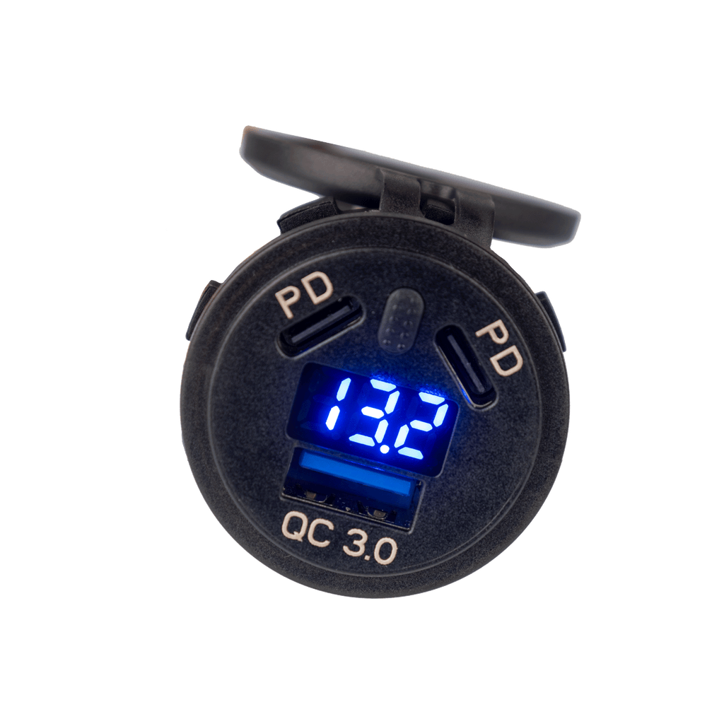 PA033 Dual port USB-C and USB-A power adapter/voltmeter