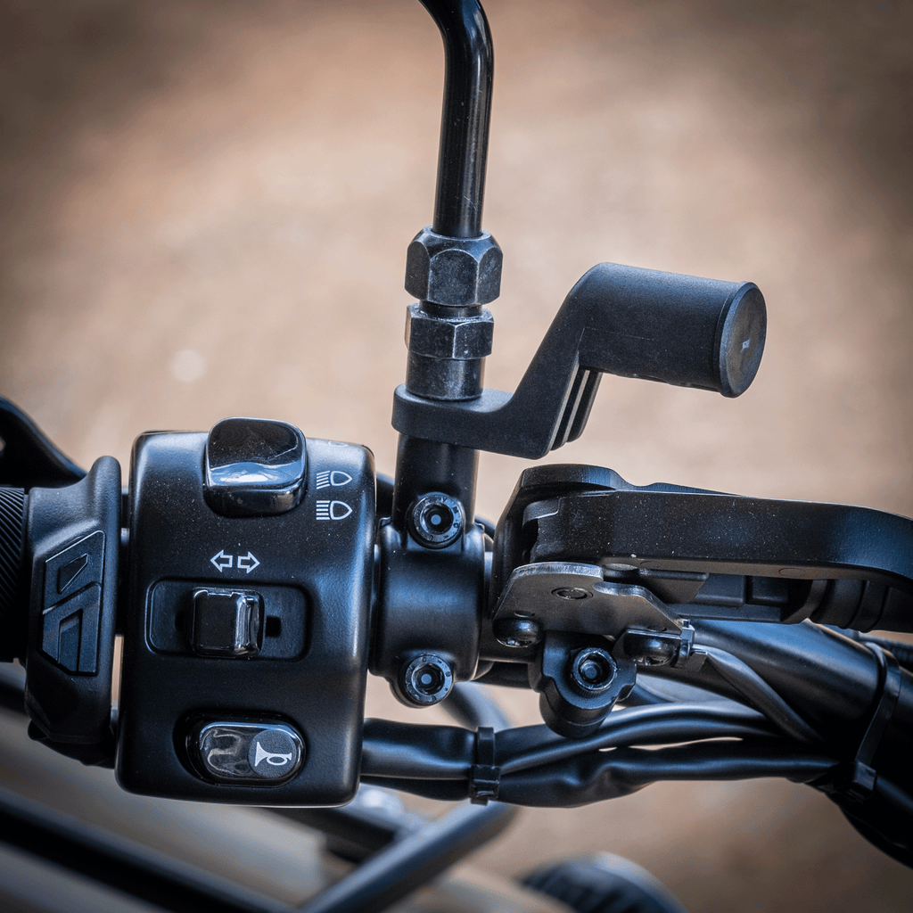 PA020 - Phone Mount with USB Charging port